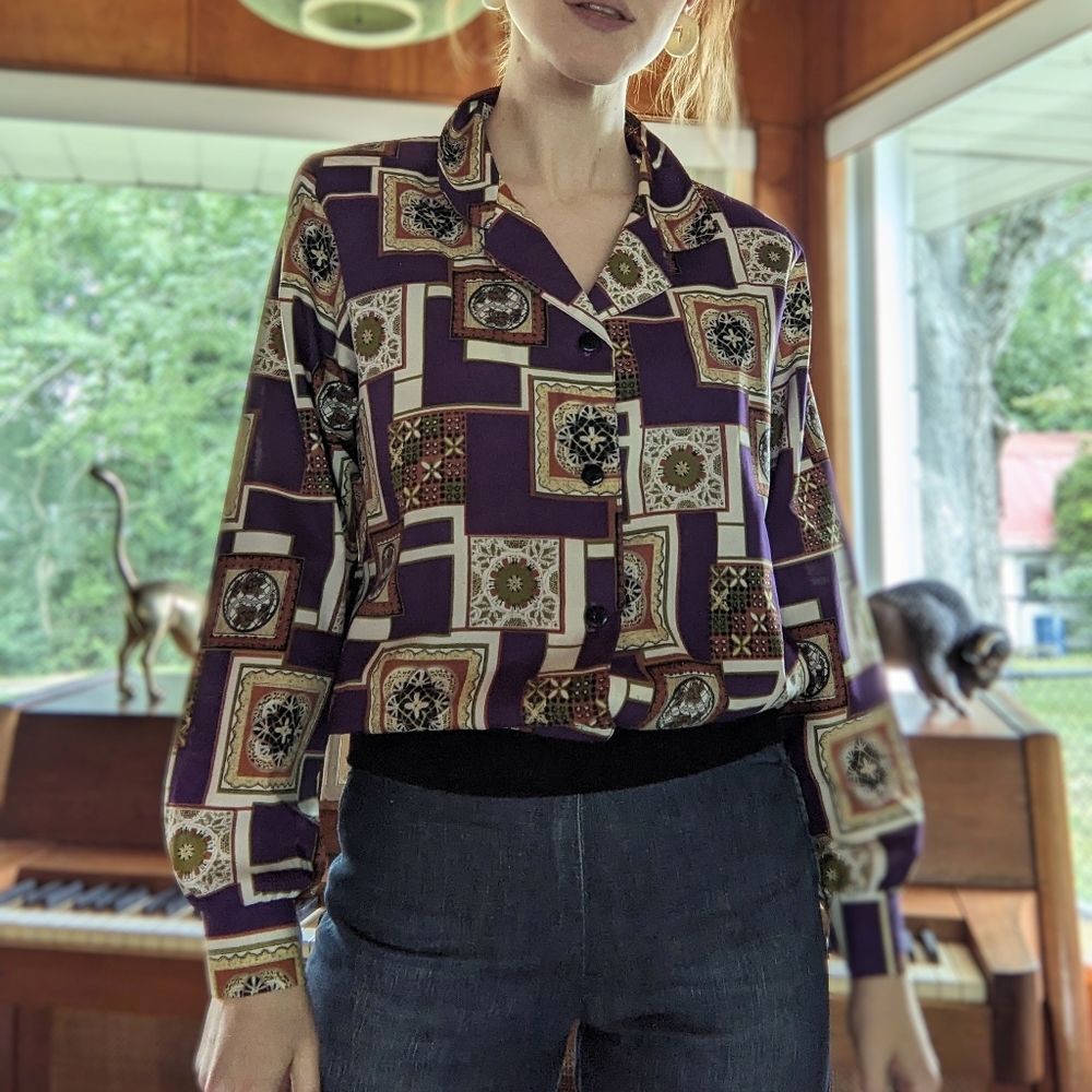 Vintage 80s Blouse w/ Amazing Print